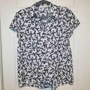 Everleigh Short Sleeve Collared Blouse In White/black Wild Flower Sz XS
